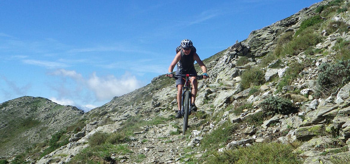 Tour in mountain bike o e-bike in Sardegna: single track dal Gennargentu al mare