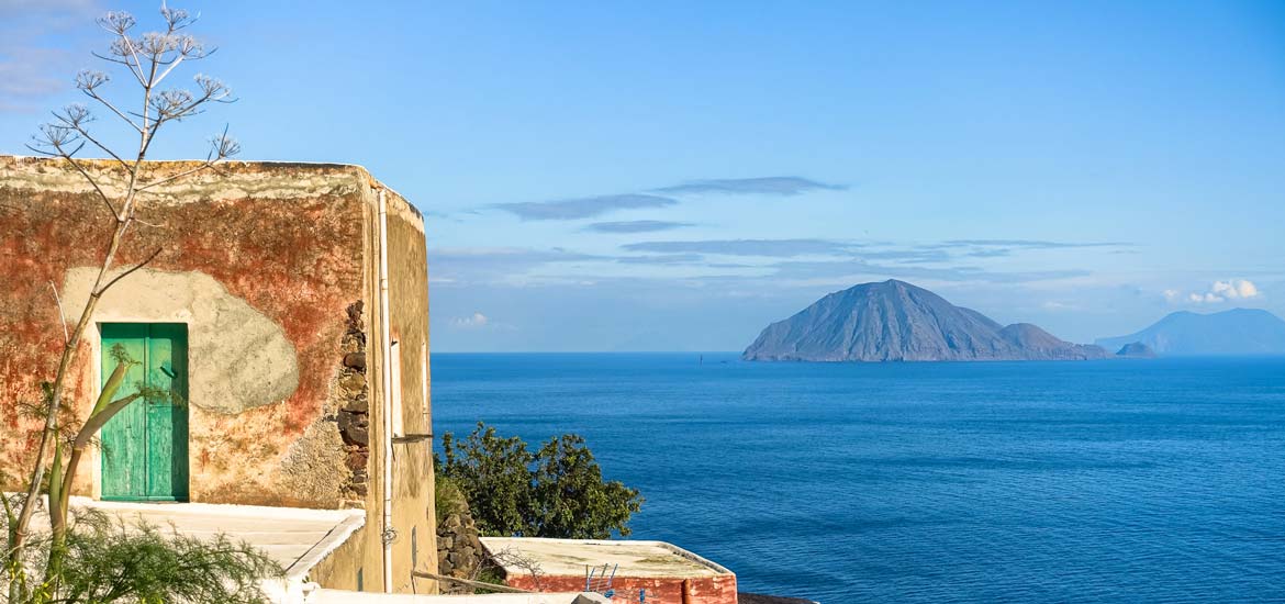 Tour giornaliero in Sicilia - Eolie: escursione sull'isola di Alicudi