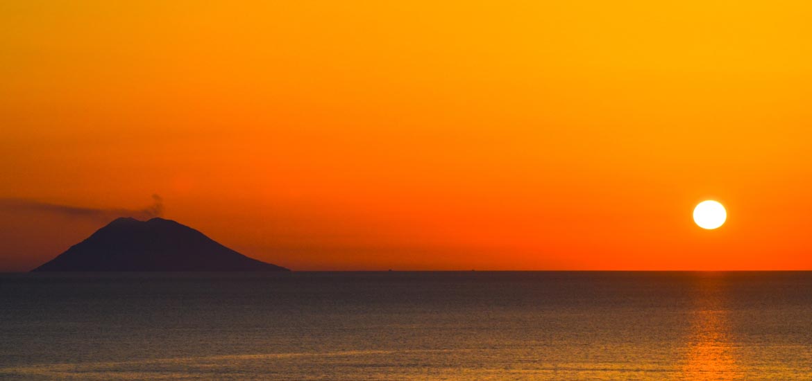 Tour giornaliero in Sicilia - Eolie: escursione sull'isola di Stromboli