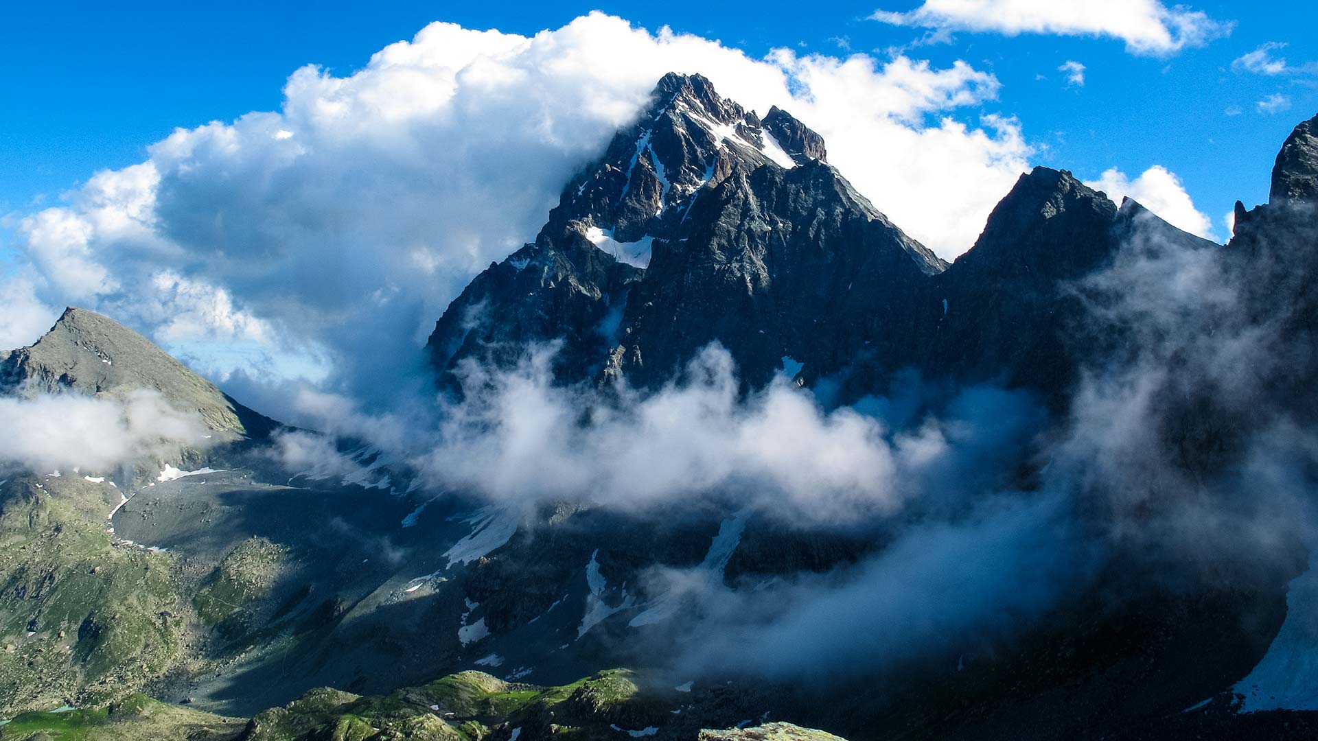 Tour Trekking Giro del Monviso