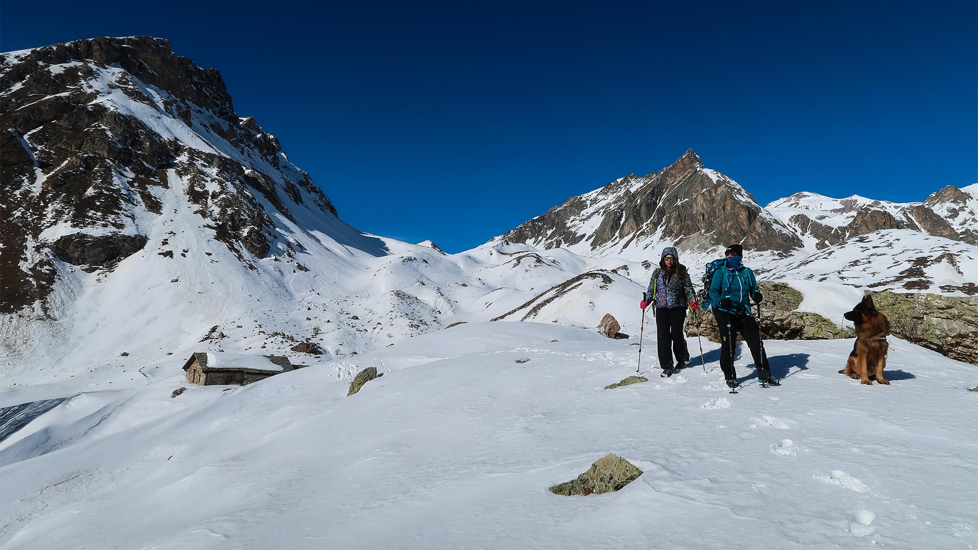 Tour con le racchette da neve in Val Maira