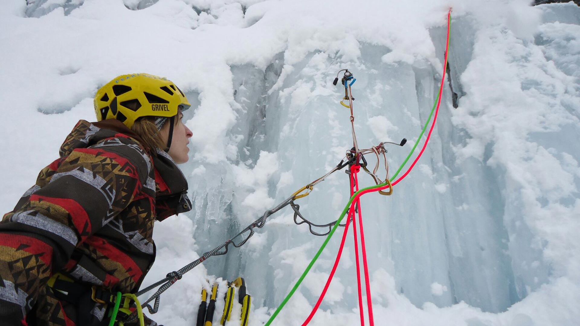 Tour di gruppo: Corso di arrampicata su ghiaccio con guida alpina