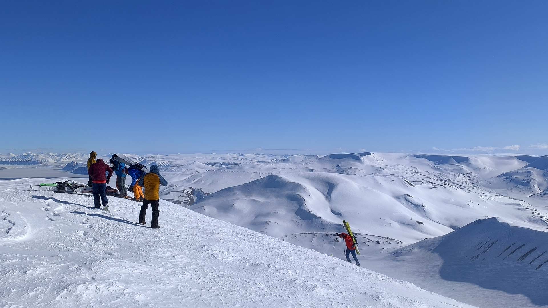 Tour di gruppo in Norvegia: scialpinismo nelle montagne di Atomfjella, Svalbard