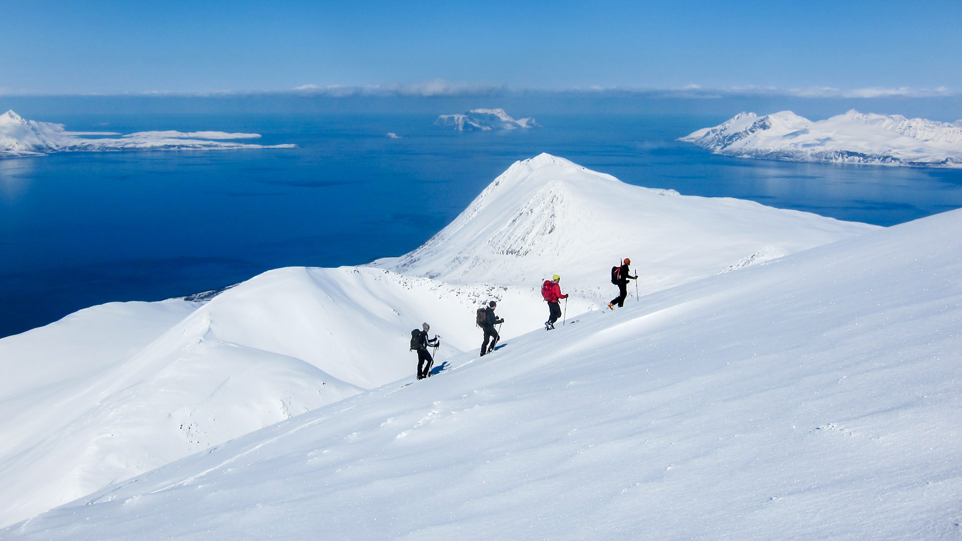 Tour di gruppo: Scialpinismo a Lyngen, Norvegia