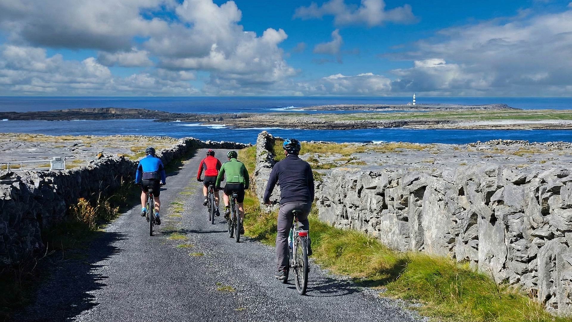 Tour di gruppo Irlanda sud occidentale: Laghi, valli incantate e isole incontaminate