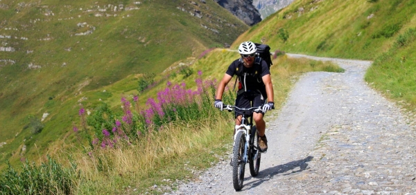 MTB or E-bike tour of the ancient Via del Sale, in Piedmont and Liguria Maritime Alps